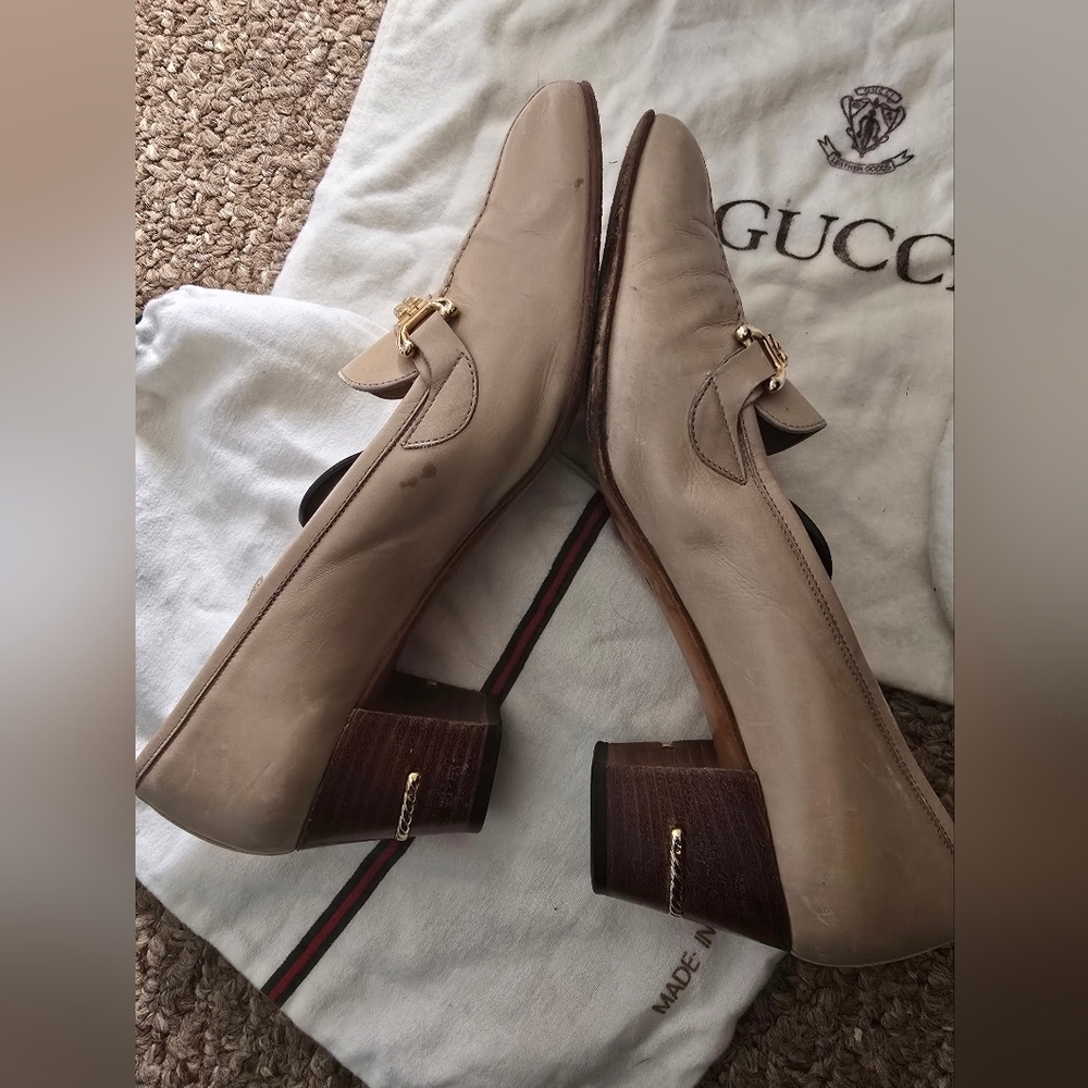 Gucci Vintage Women's Beige Loafers - Picture 5 of 8